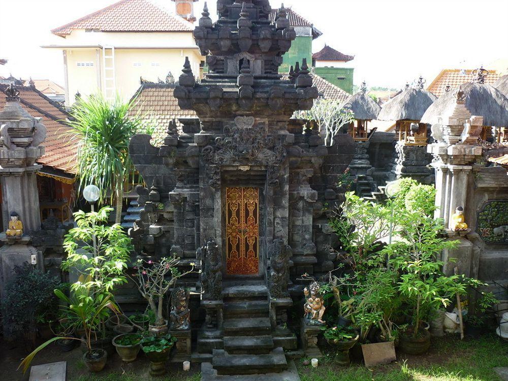 Bemo Corner Guest House Kuta Lombok Eksteriør bilde