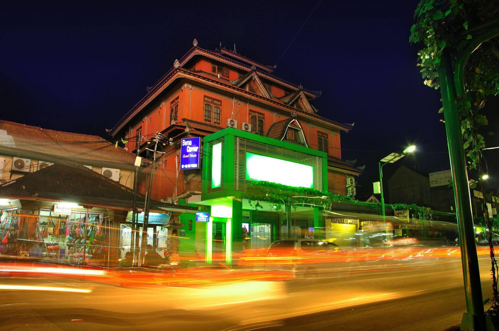 Bemo Corner Guest House Kuta Lombok Eksteriør bilde